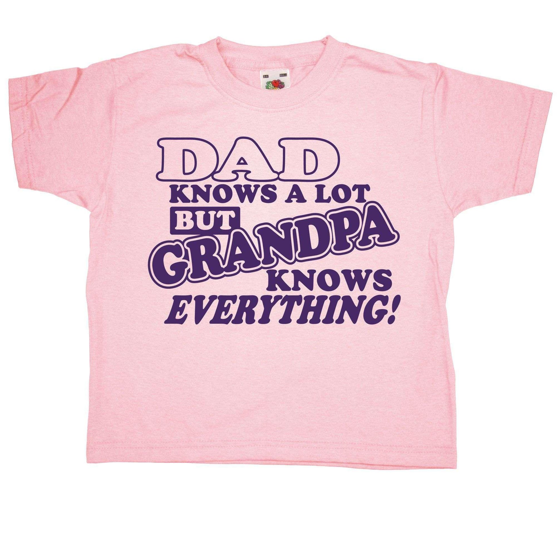  Grandpa Knows Everything Kids T-Shirt